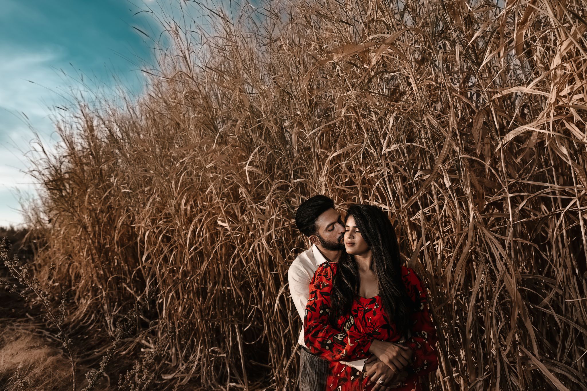 Sravani & Satya Pre Wedding Song | Baby - O Rendu Prema Meghaalila | PDM  Photography - YouTube